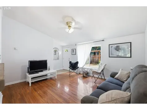 621 Westlog Street Yoncalla OR 97499