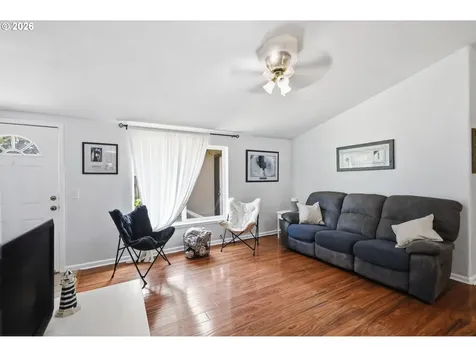 621 Westlog Street Yoncalla OR 97499