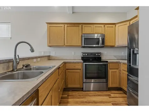 2439 SE 63rd Way Hillsboro OR 97123