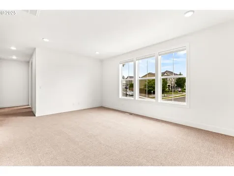 7385 NW Oakfern Drive Portland OR 97229