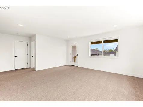 7385 NW Oakfern Drive Portland OR 97229