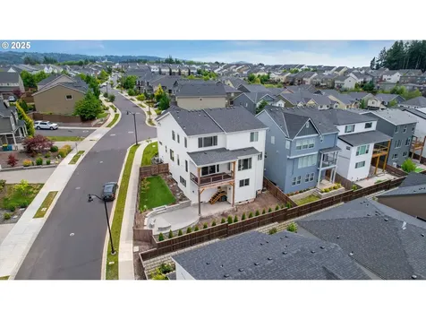 7385 NW Oakfern Drive Portland OR 97229