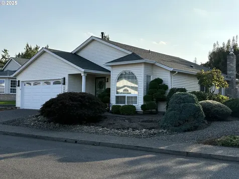1723 NE 148th Place Portland OR 97230