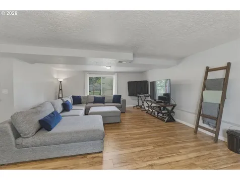 164 Narain Court Oregon City OR 97045