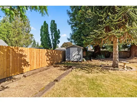 1590 Scandia Street Eugene OR 97402