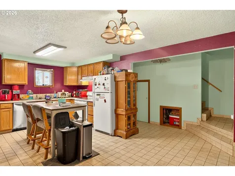410 SW Mill Street Sheridan OR 97378
