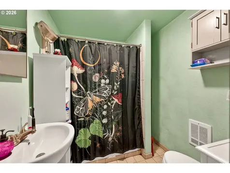 410 SW Mill Street Sheridan OR 97378