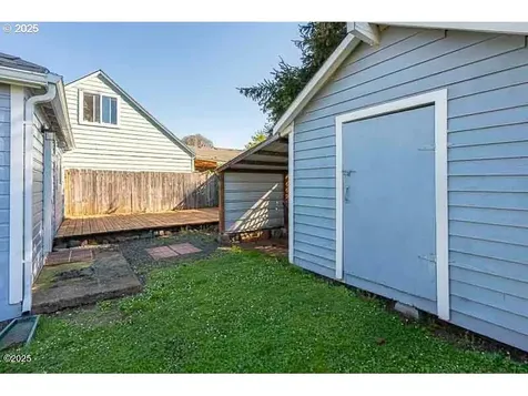 1066 SW Ellis Street Dallas OR 97338
