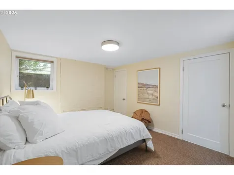 5710 N Delaware Avenue Portland OR 97217