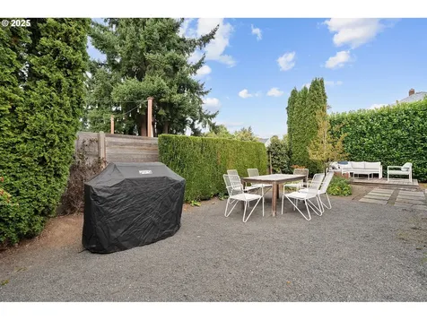 5710 N Delaware Avenue Portland OR 97217