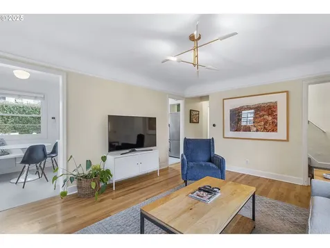 5710 N Delaware Avenue Portland OR 97217