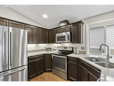 1210 SE 188th Avenue Vancouver WA 98683