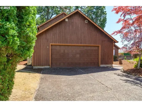 905 NW Oakwood Circle Mcminnville OR 97128