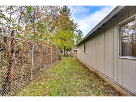 7443 SE 63rd Avenue Portland OR 97206