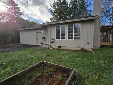7443 SE 63rd Avenue Portland OR 97206
