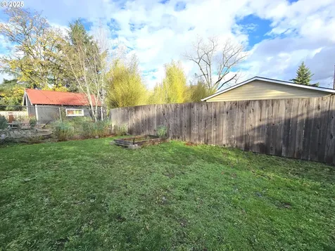 7443 SE 63rd Avenue Portland OR 97206