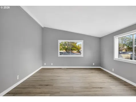 1500 NE Gabriela Court Salem OR 97301