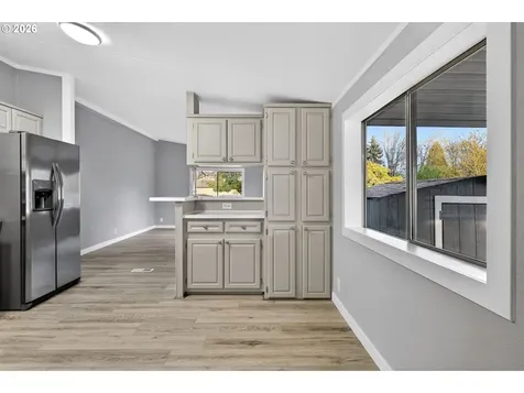 1500 NE Gabriela Court Salem OR 97301