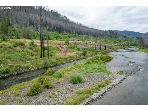 35220 N Santiam Highway SE Gates OR 97346