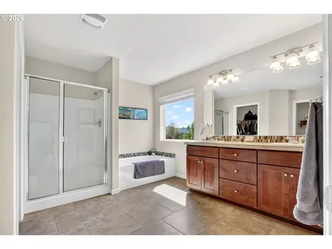 857 N Helens View Drive Ridgefield WA 98642