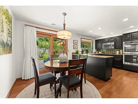 5329 Charleton Court Lake Oswego OR 97035