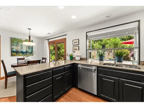 5329 Charleton Court Lake Oswego OR 97035