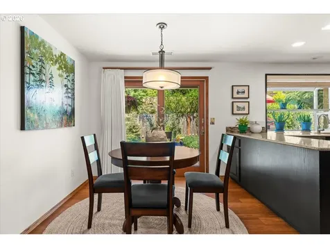 5329 Charleton Court Lake Oswego OR 97035