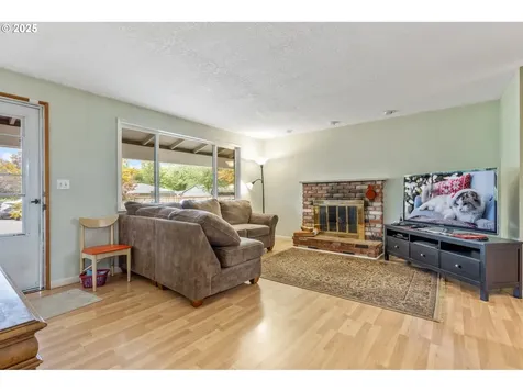 17055 SW Vincent Court Beaverton OR 97078