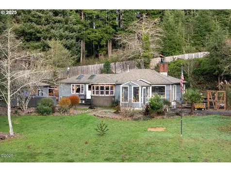381 S Anderson Creek Road Lincoln City OR 97367