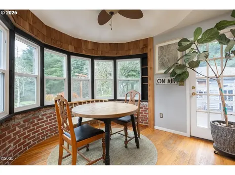 381 S Anderson Creek Road Lincoln City OR 97367