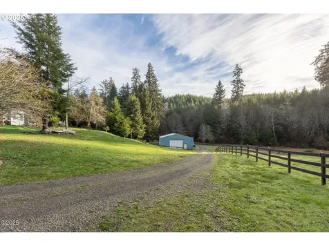 381 S Anderson Creek Road Lincoln City OR 97367