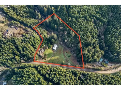 381 S Anderson Creek Road Lincoln City OR 97367