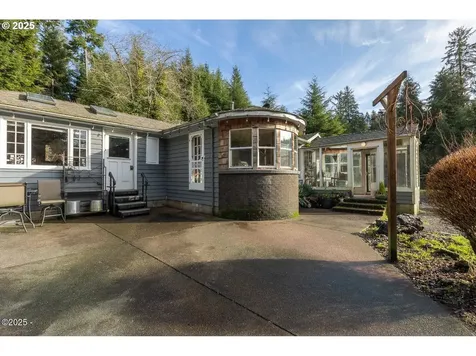 381 S Anderson Creek Road Lincoln City OR 97367