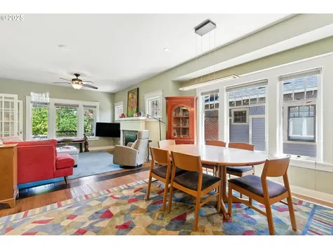 3328 SE Caruthers Street Portland OR 97214