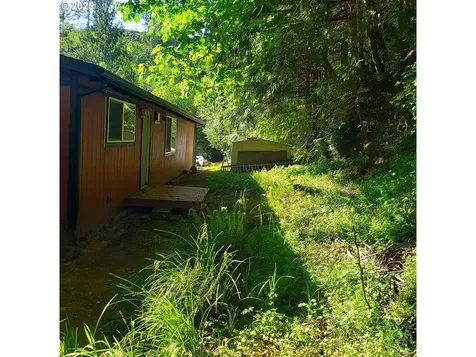 9247 Highway 126 Mapleton OR 97453
