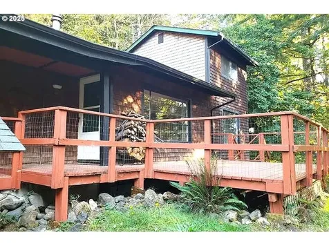 9247 Highway 126 Mapleton OR 97453
