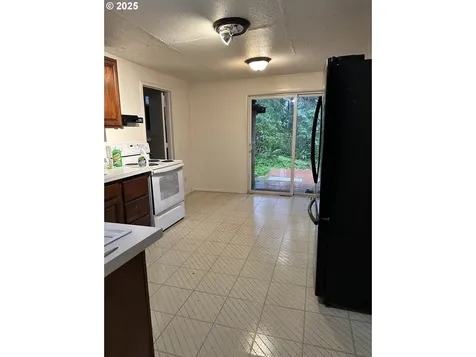 9247 Highway 126 Mapleton OR 97453
