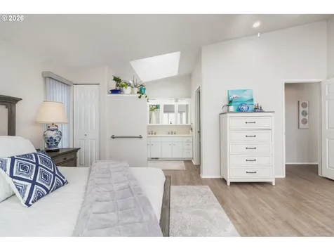 5725 El Mar Avenue Lincoln City OR 97367