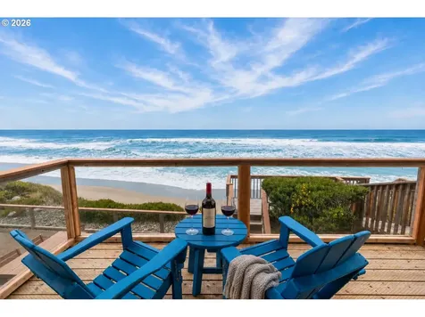 5725 El Mar Avenue Lincoln City OR 97367