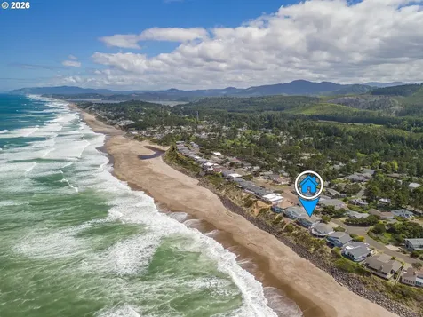 5725 El Mar Avenue Lincoln City OR 97367