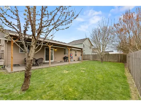 2985 Oxford Street Woodburn OR 97071