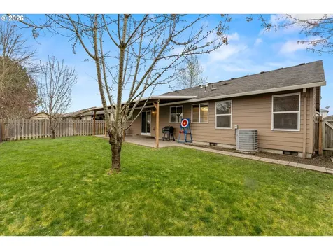 2985 Oxford Street Woodburn OR 97071