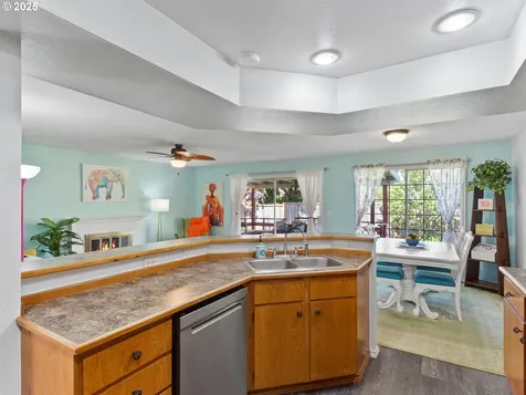 15614 SE Meadow Park Circle Vancouver WA 98683