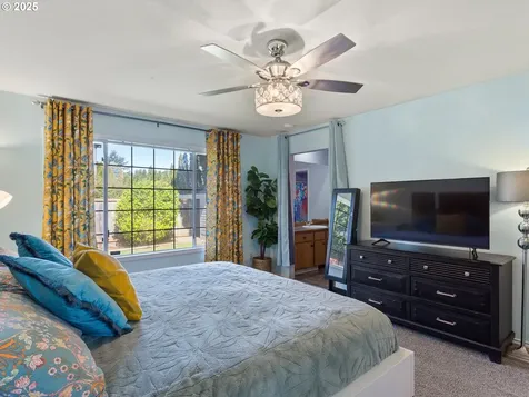 15614 SE Meadow Park Circle Vancouver WA 98683