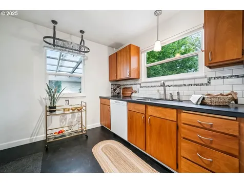 4114 SE Lambert Street Portland OR 97202