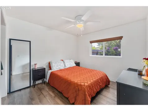 4104 SE 136th Avenue Portland OR 97236