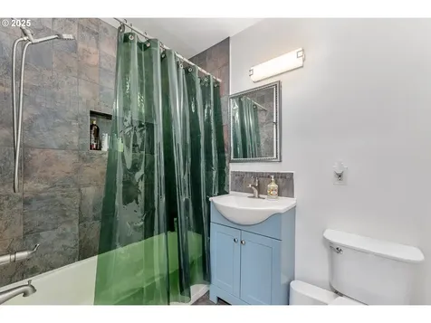4104 SE 136th Avenue Portland OR 97236