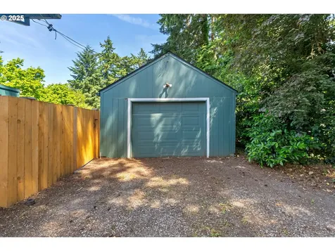 4104 SE 136th Avenue Portland OR 97236