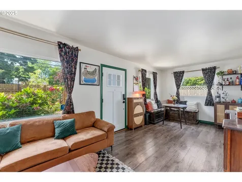 4104 SE 136th Avenue Portland OR 97236