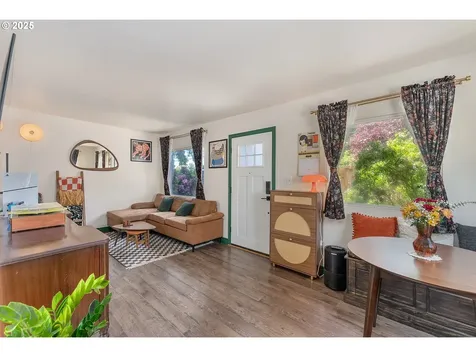 4104 SE 136th Avenue Portland OR 97236